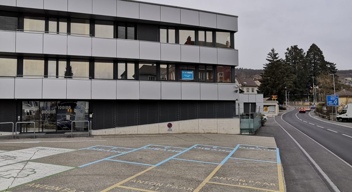 Parking à disposition